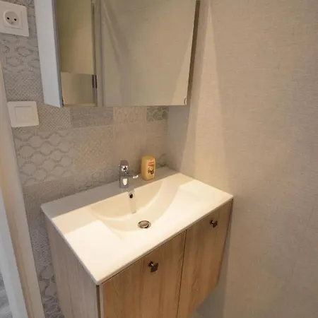 Studio + Balcon + Parking - Ultra Centre 아파트 *