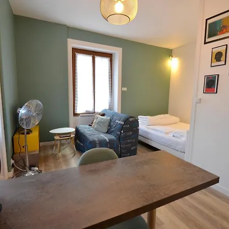 Studio + Balcon + Parking - Ultra Centre Apartment Annecy